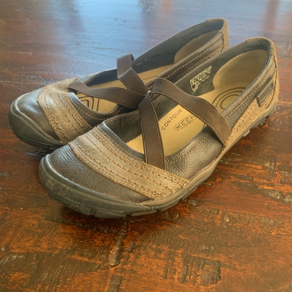 Keen Womens Rivington CNX Criss-Cross Mary Jane Shoes Tan Slip On Round Toe 6